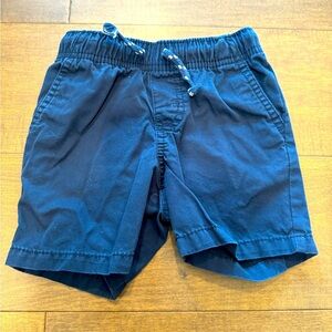 Cat & Jack 18M boys shorts
Elastic waist with drawstring tie